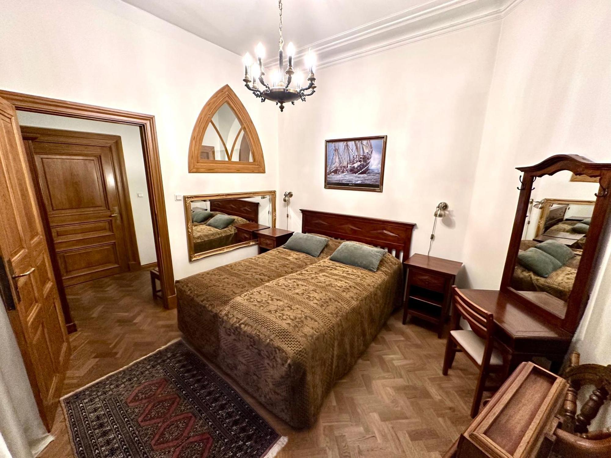 Apartment Captain's Castle *